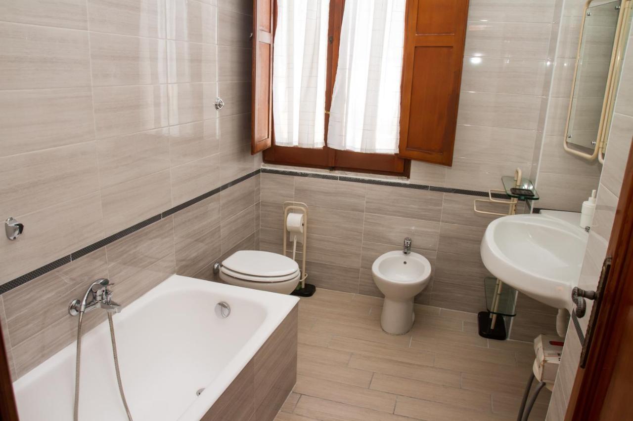 Easy House * Napoli