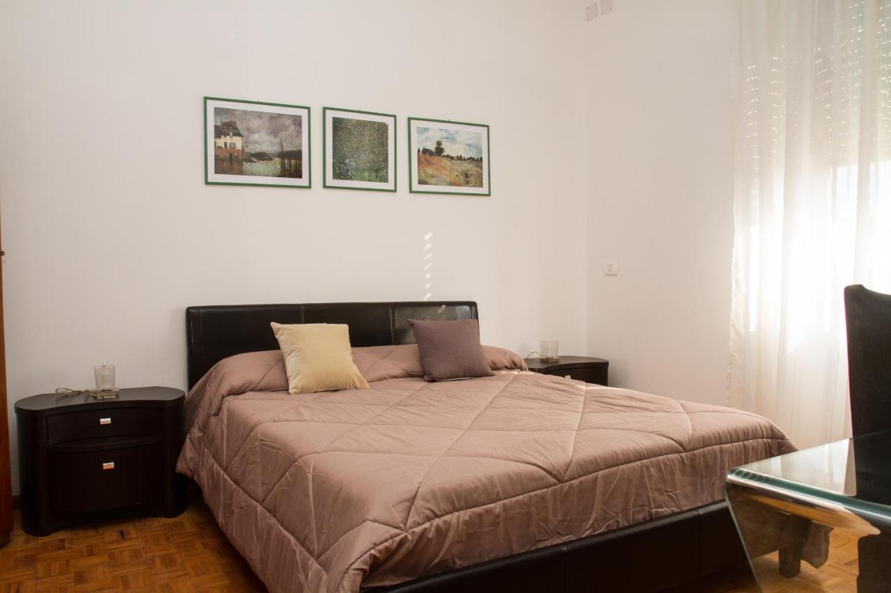 Couette-café Easy House *